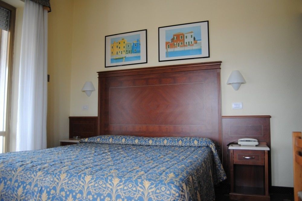 Hotel Capri&Residence Lido di Camaiore Esterno foto