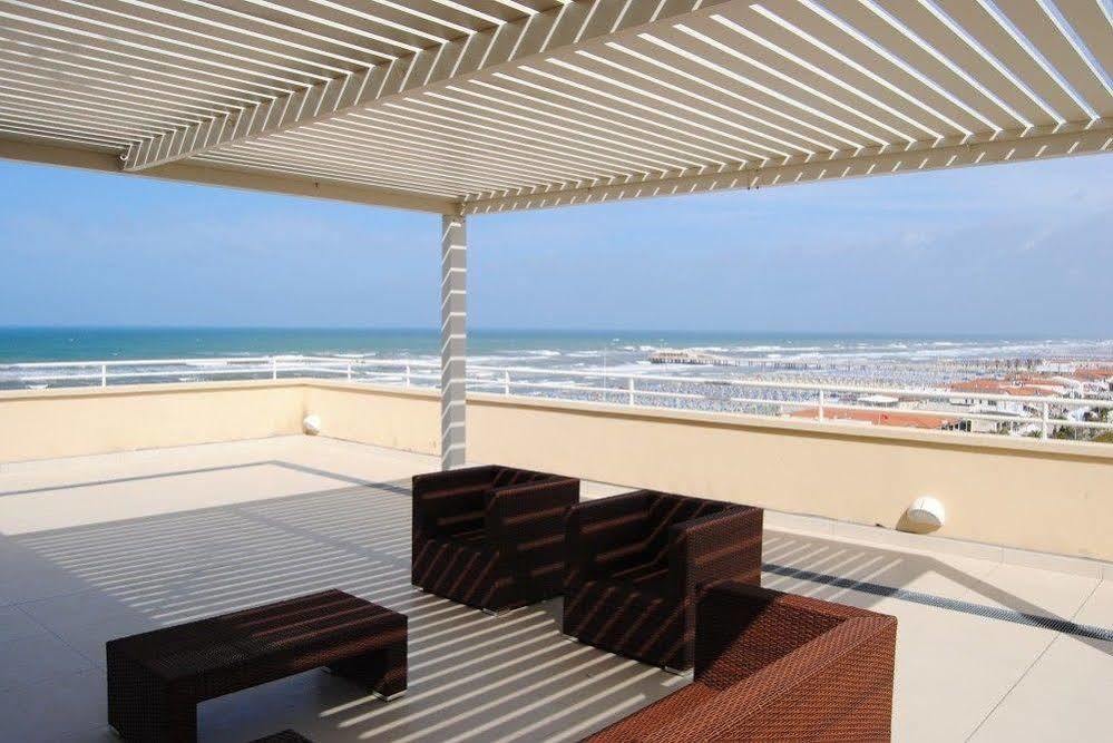 Hotel Capri&Residence Lido di Camaiore Esterno foto